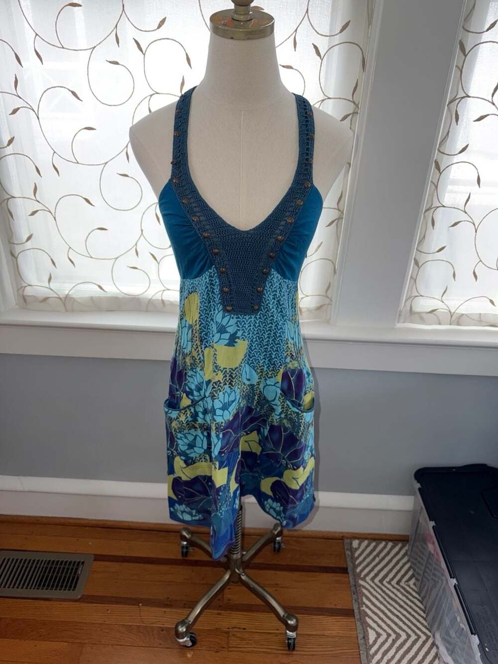 Free People blue Lotus Pond Dress Floral Crochet size 4 ASO Wizards of Waverly P